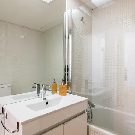 Go Native - Principe Real Apartamento