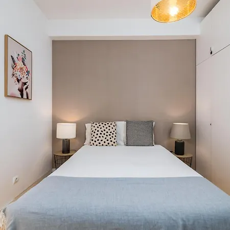 Go Native - Principe Real Apartamento